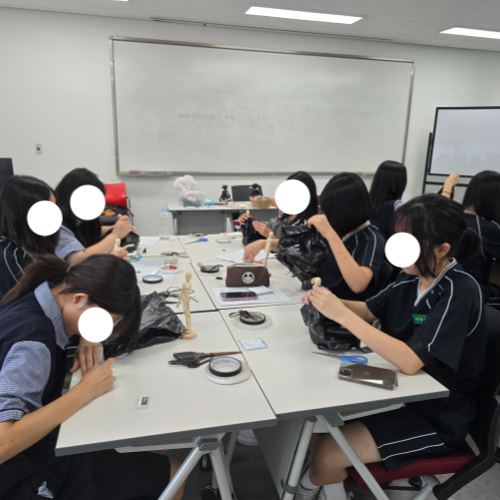 033.png